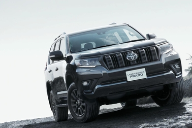 特別仕様車TX“Lパッケージ・Matt Black Edition”（2.7Lガソリン車7人乗り）［ベース車両はTX（2.7Lガソリン車7人乗り）］