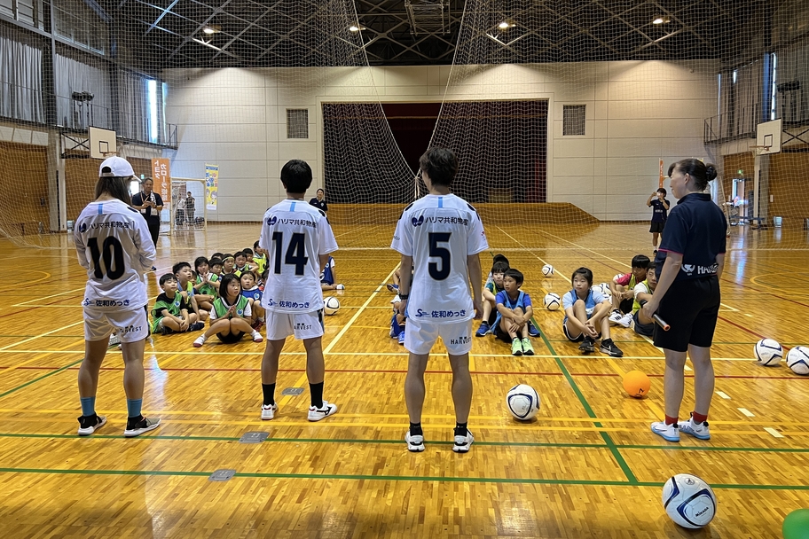 ボール遊び
